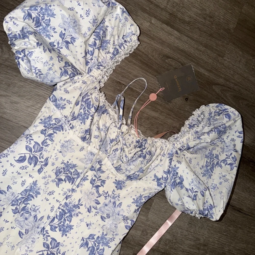 HOUSE OF CB Felizia Floral Puff Sleeve Maxi Dress - Picture 14 of 16